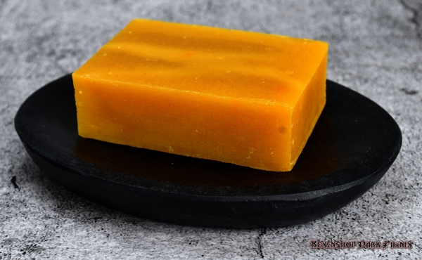 Hexenshop Dark Phönix Friendly Soap Ylang Ylang Liebesseife 95g